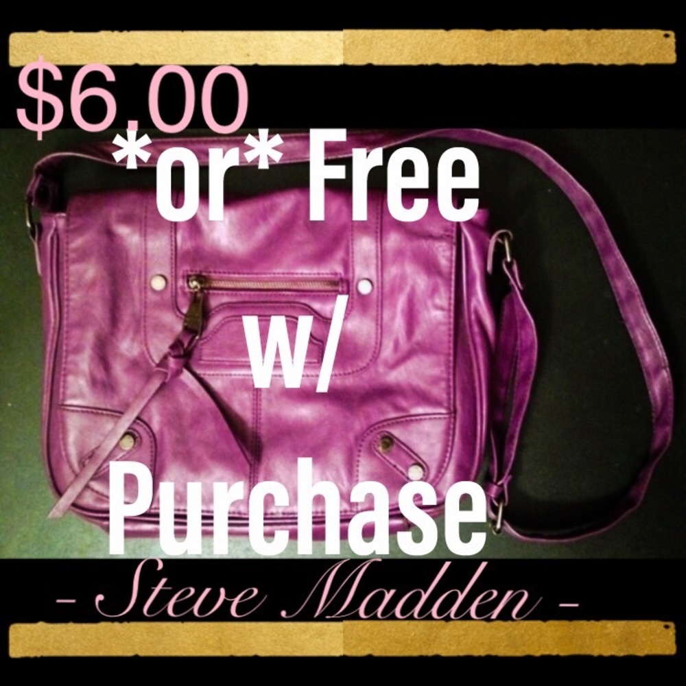|| Steve Madden Messenger Bag ||